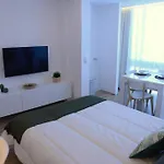 Coast Apartment *